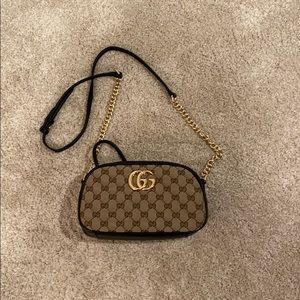 Small Gucci monogram bag
